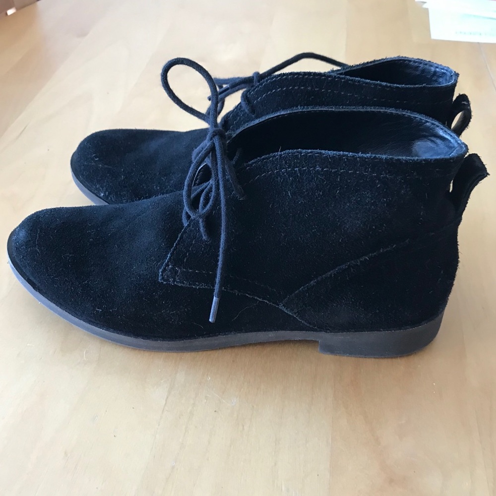 Lucky Brand ankle boots. Worn a couple of times.